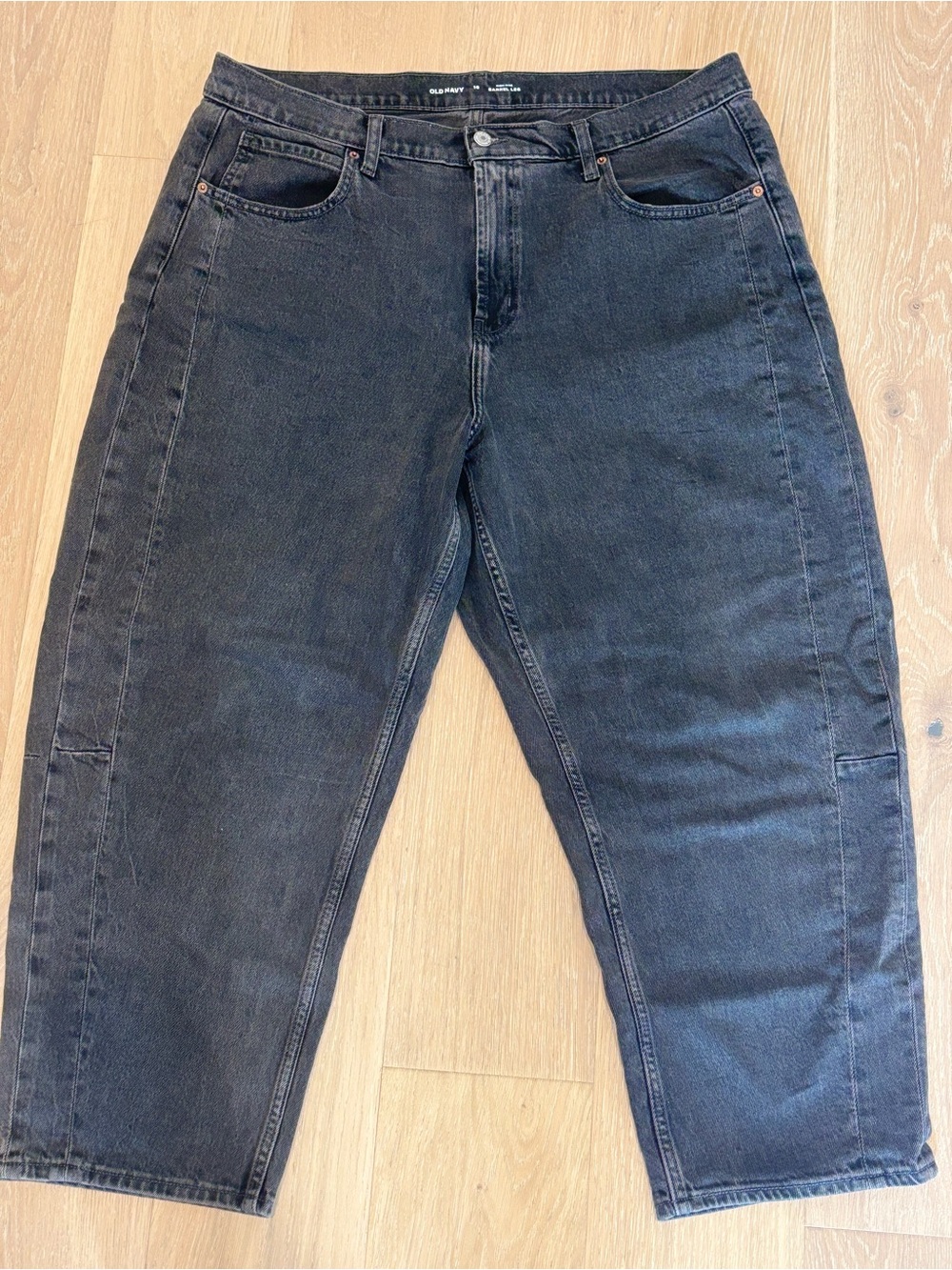 Old Navy Women’s High Rise Barrel Jeans